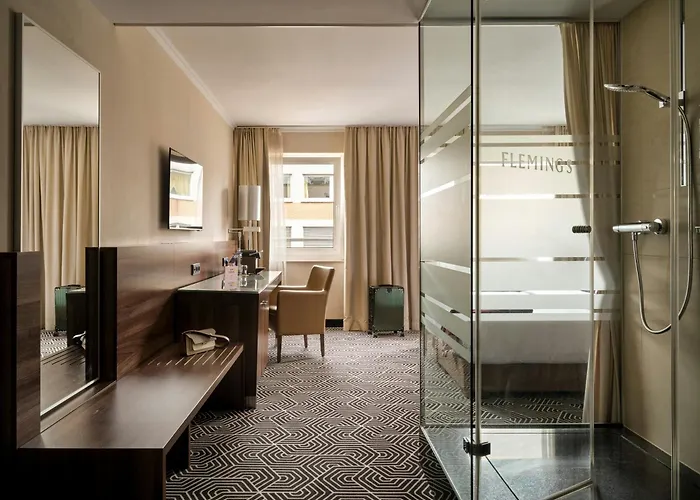 Motel One Frankfurt-Riverside