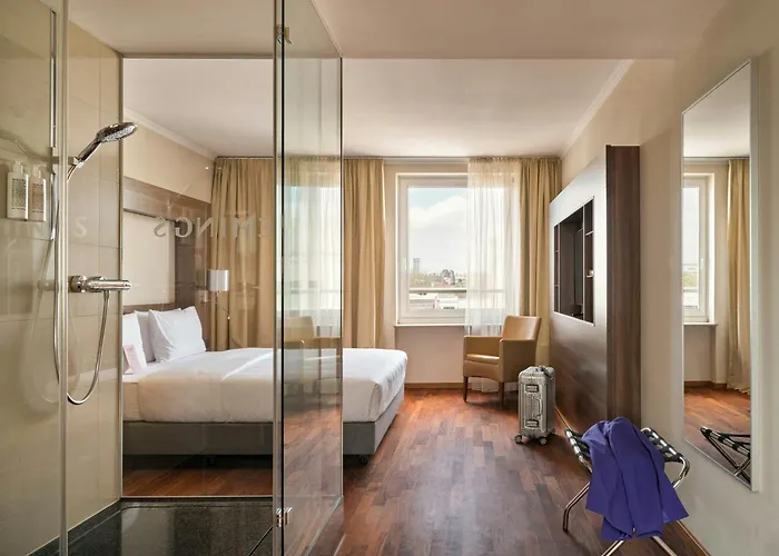 Hotel Flemings Frankfurt Main-riverside 4*
