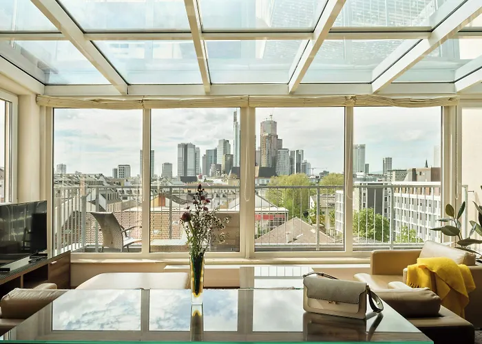 Motel One Frankfurt-Riverside